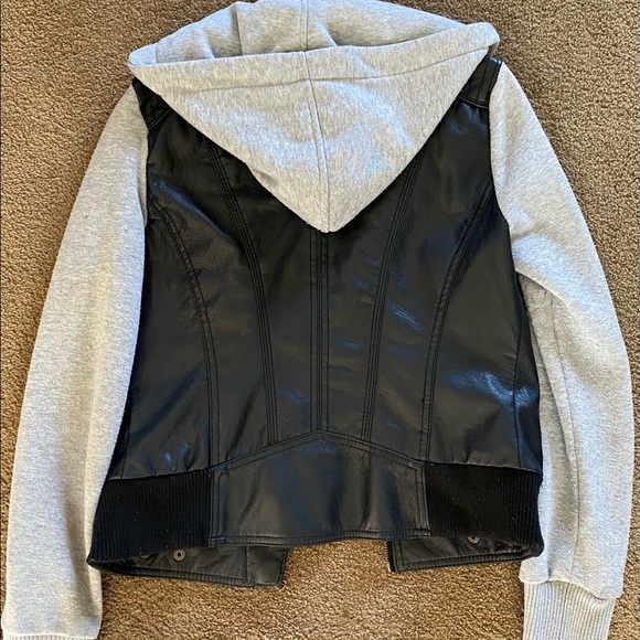 Jacket - Picture 2 of 2